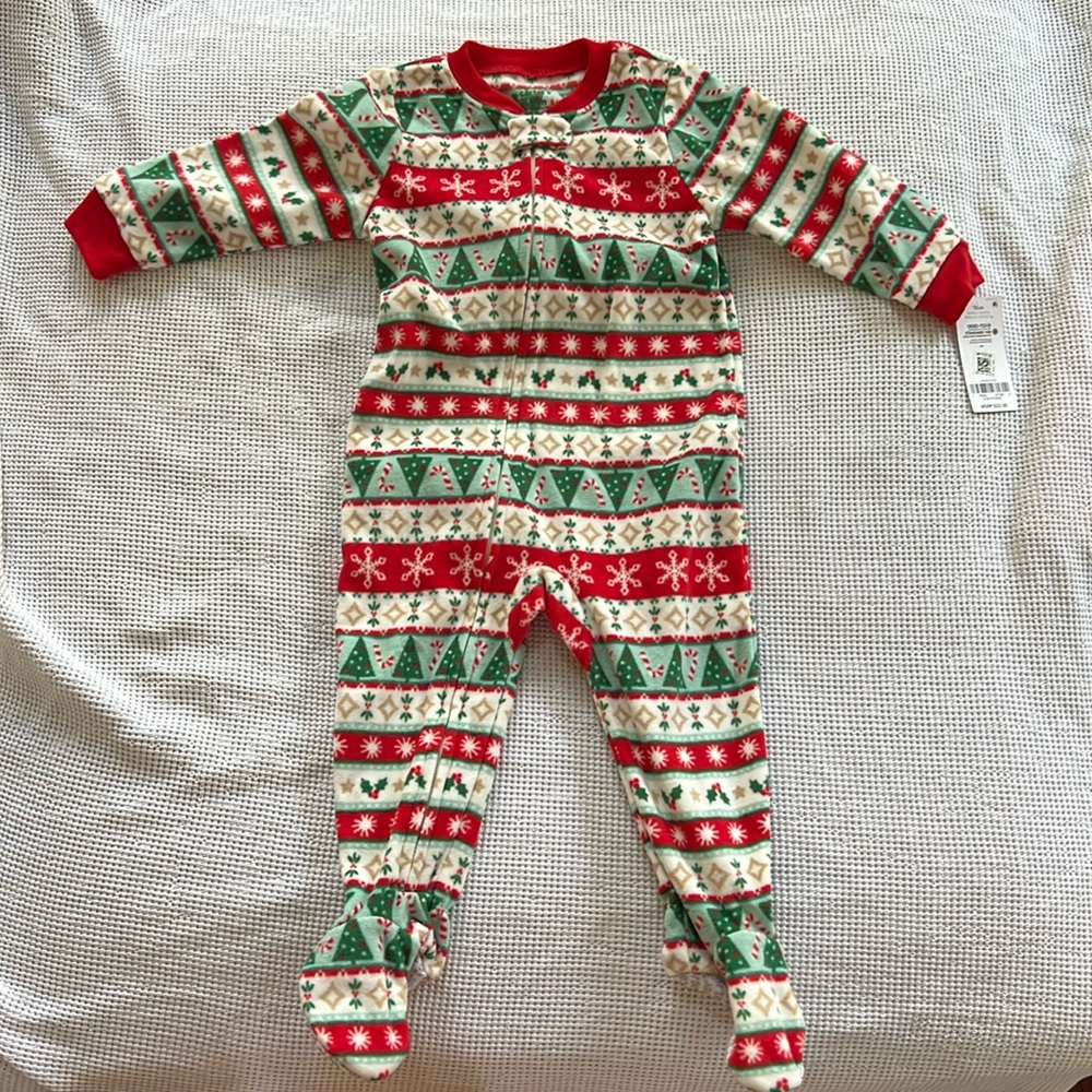 Carter’s Christmas pajamas nwt